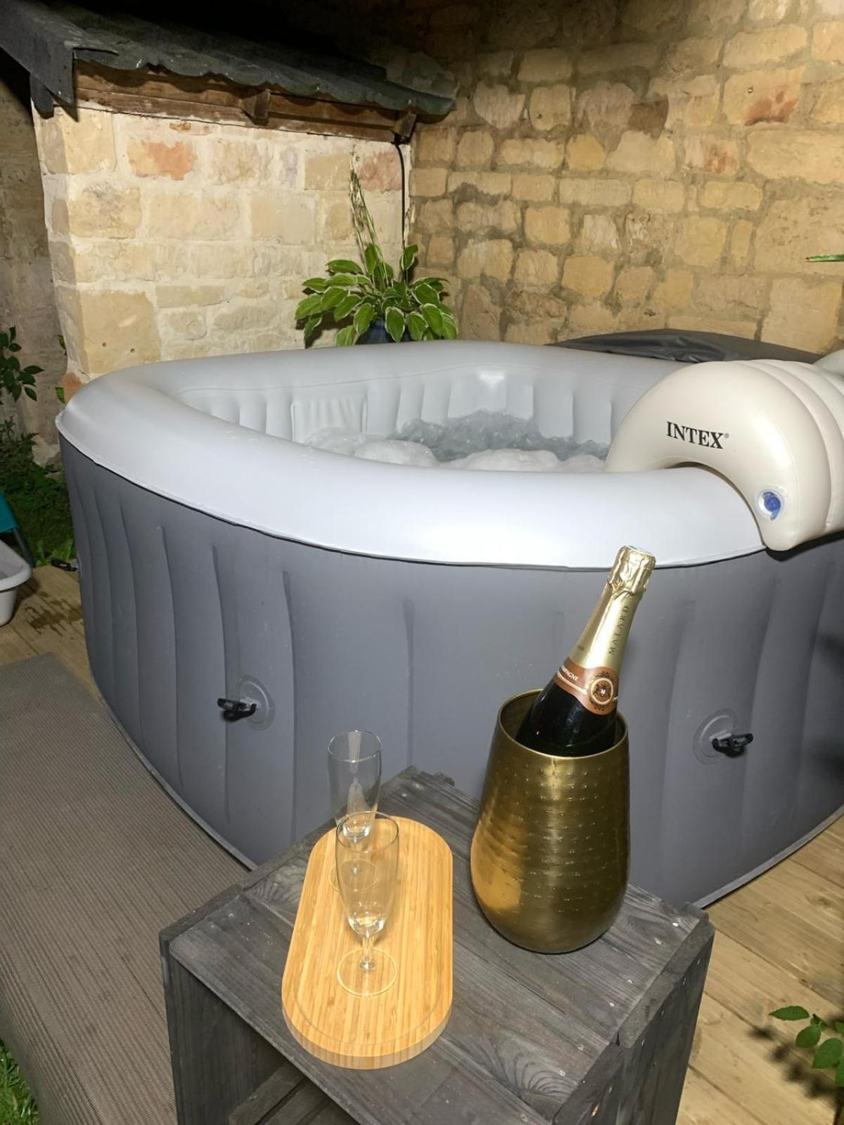 Bulles Et Belle Etoile Spa Proche De Caen Sainte-Croix-Grand-Tonne Buitenkant foto